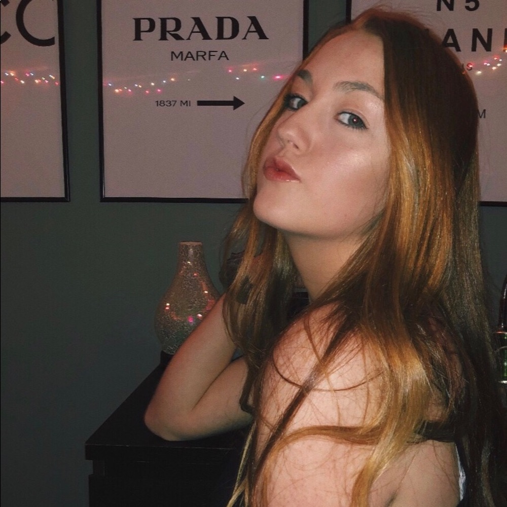 Meet your Posher, Brianna